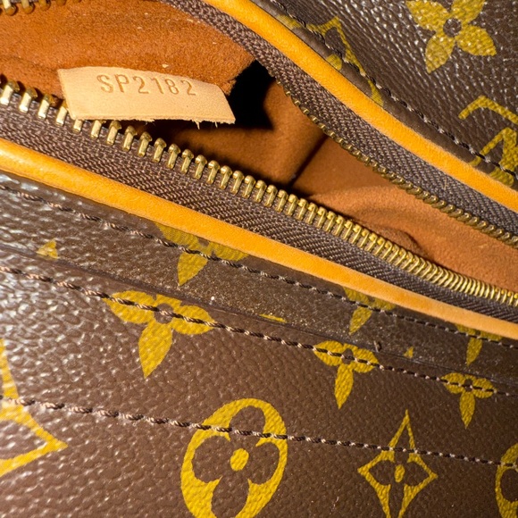Louis Vuitton Olympe Monogram Bag - Picture 5 of 6